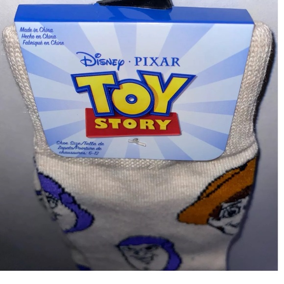 Toy Story Buzz Lightyear & Woody Crew Socks 1 Pair Men's 6-12 Off White w/ Faces - Picture 10 of 10